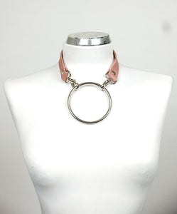 Aida Chocker, pale pink leather color, front
