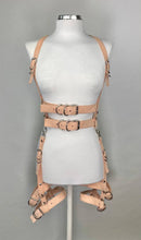 Load image into Gallery viewer, Virginia Harness - Vegan - Studio Sale